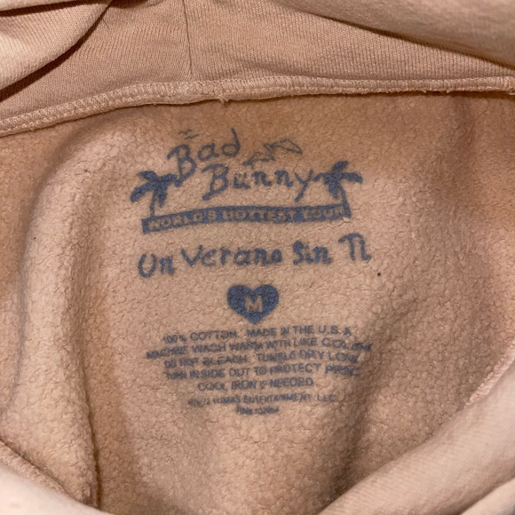 Bad Bunny Un Verano Sin Ti official hoodie🌴❤️ - Picture 4 of 4